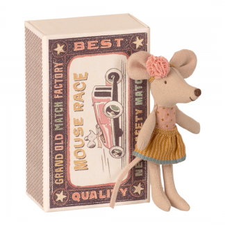 Maileg Little sister mouse pink hair band in matchbox